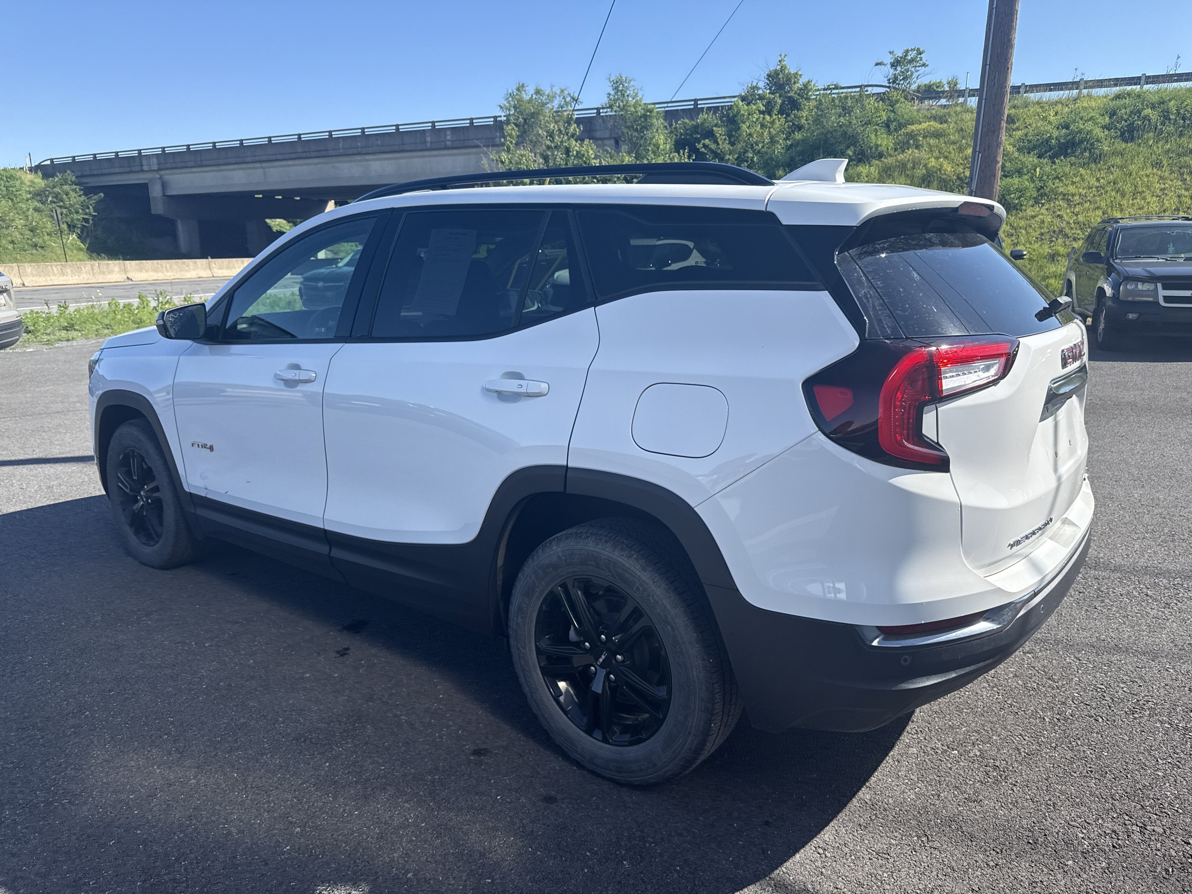 2024 GMC Terrain AT4