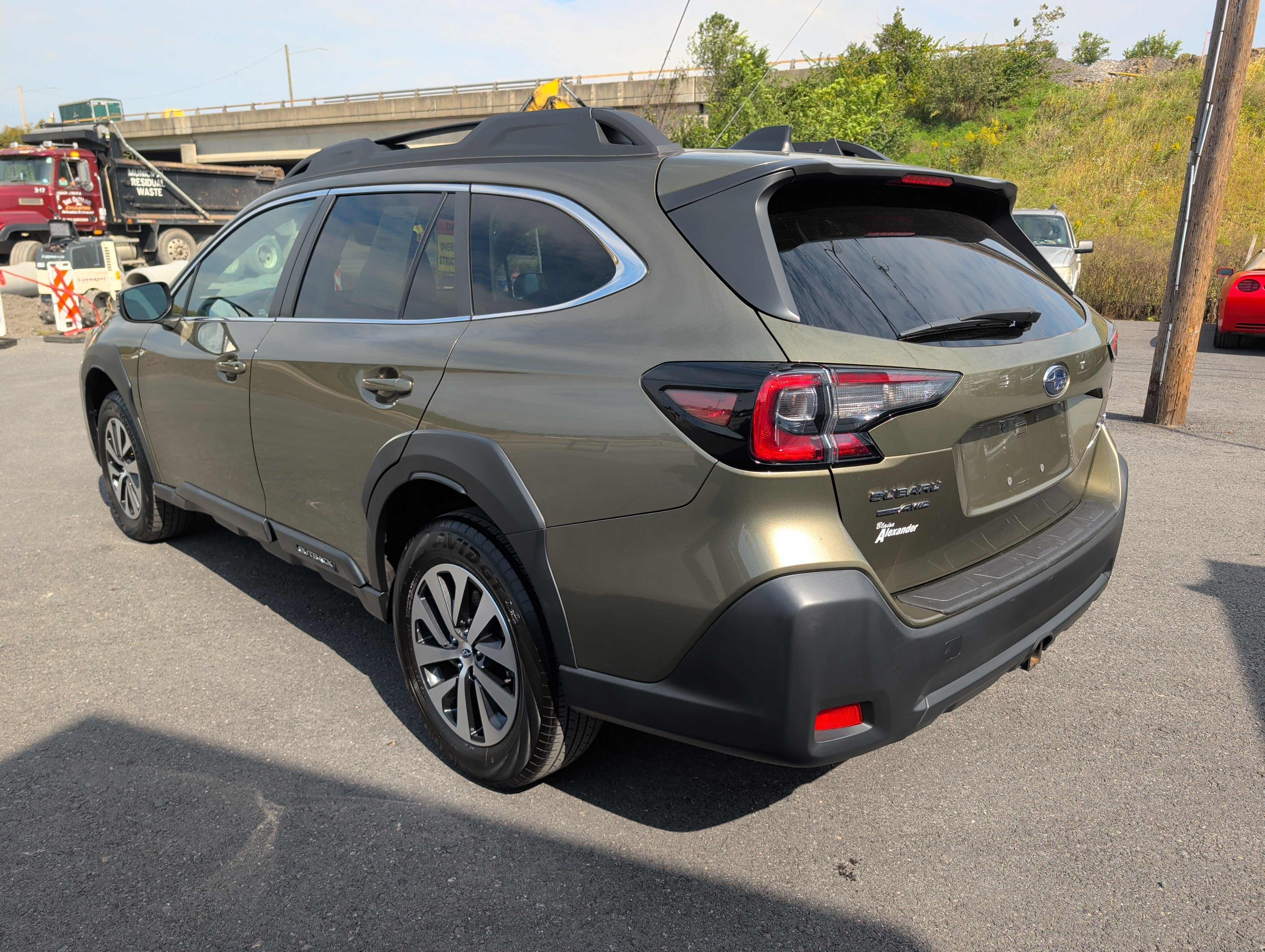 2024 Subaru Outback Premium
