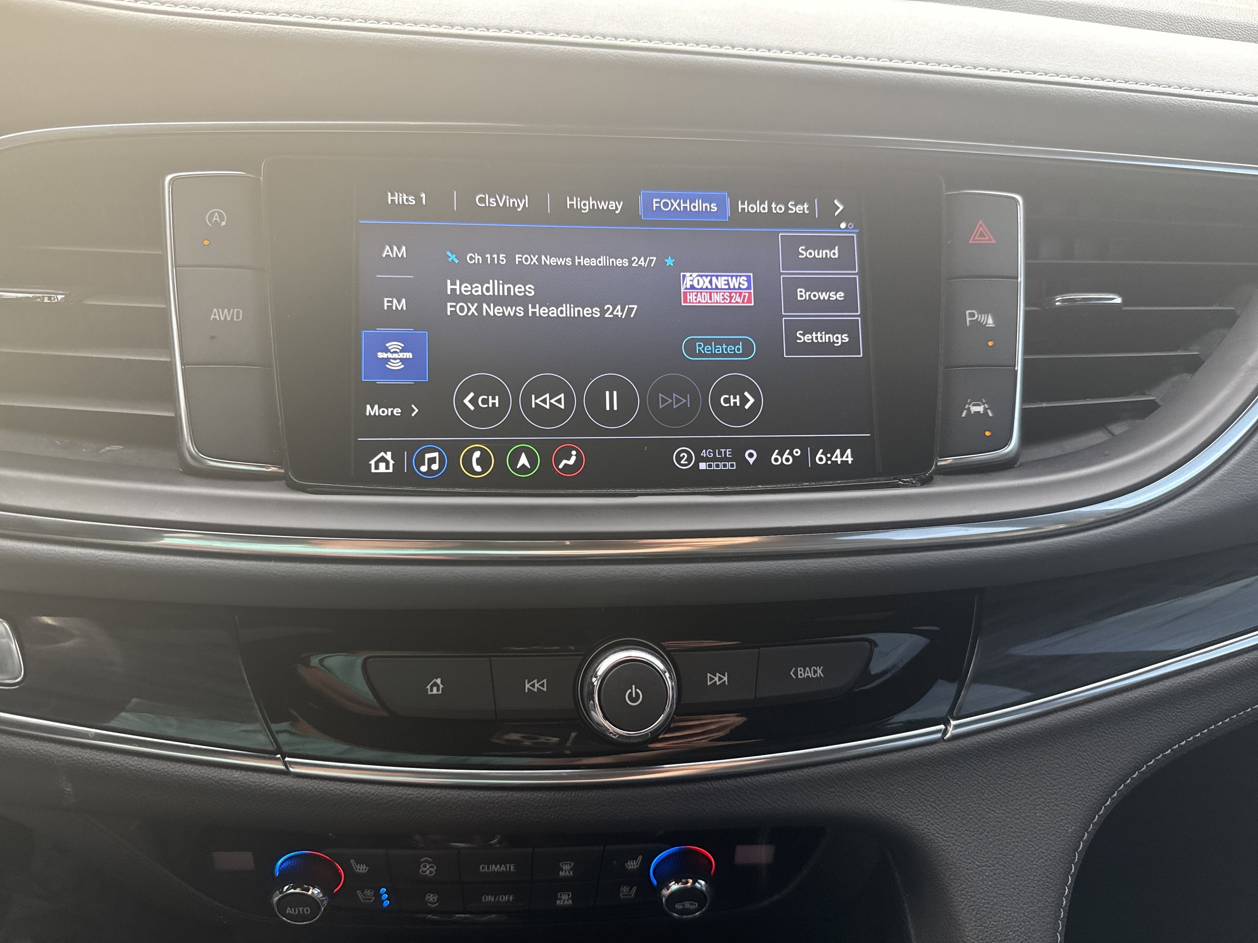 2024 Buick Enclave Premium