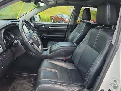 2018 Toyota Highlander SE