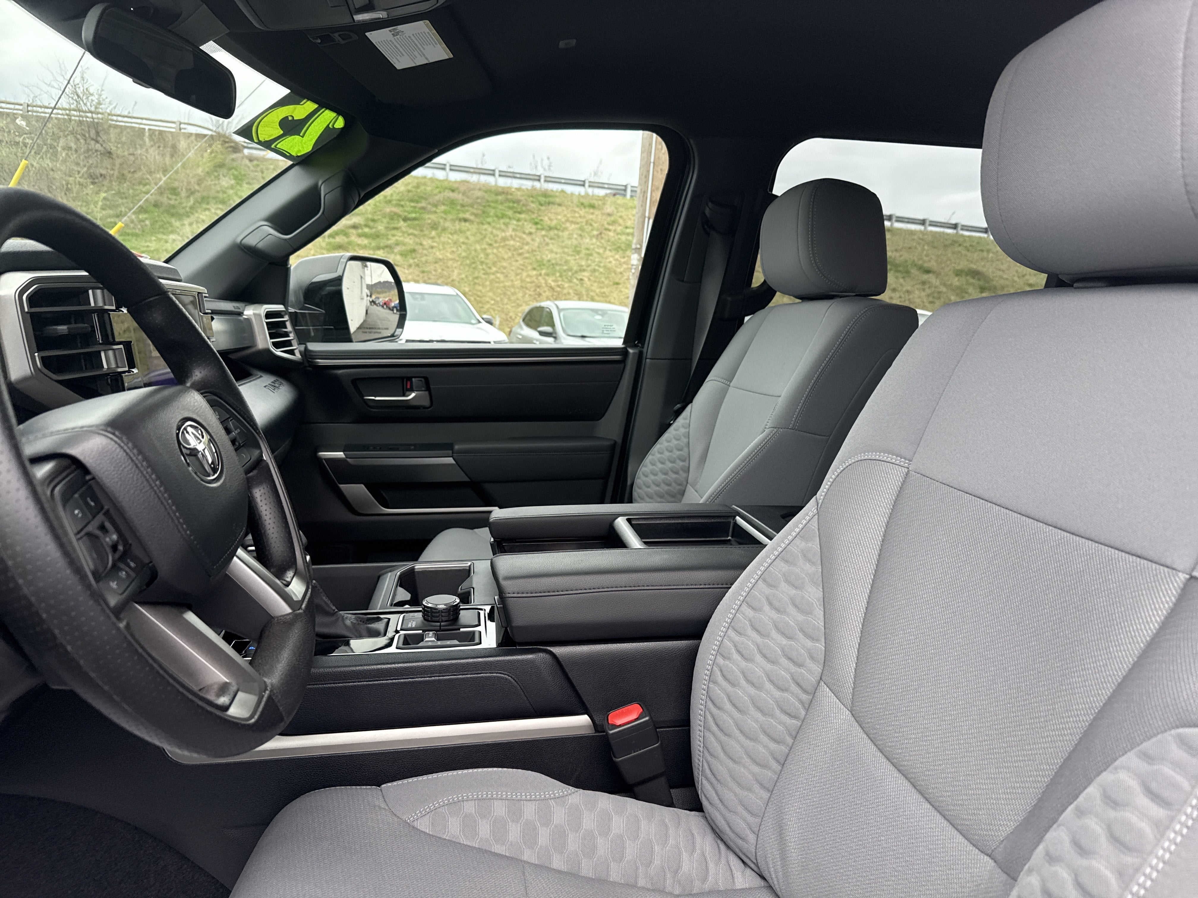 2025 Toyota Tundra 4WD SR