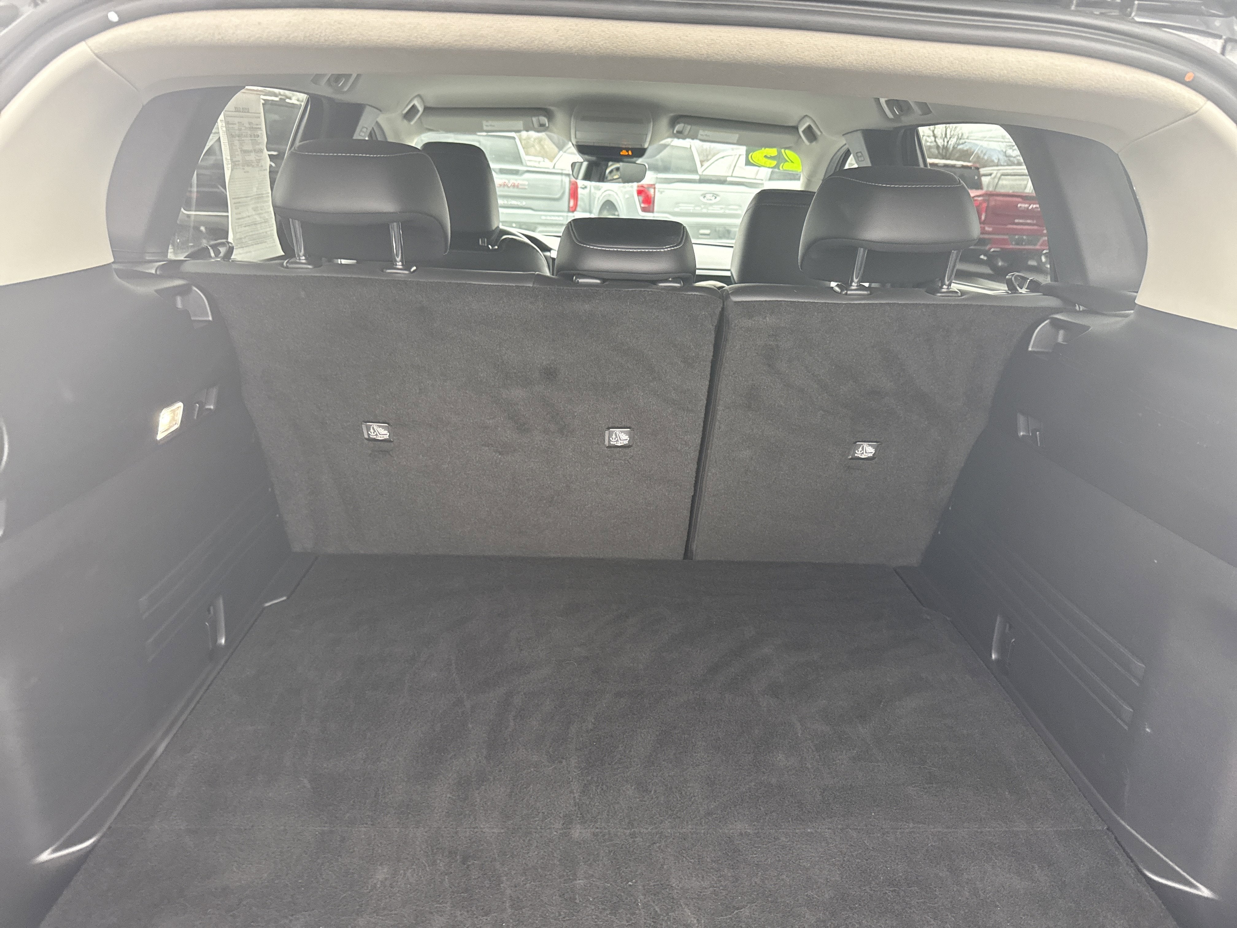 2025 Mazda Mazda CX-50 2.5 S Preferred Package