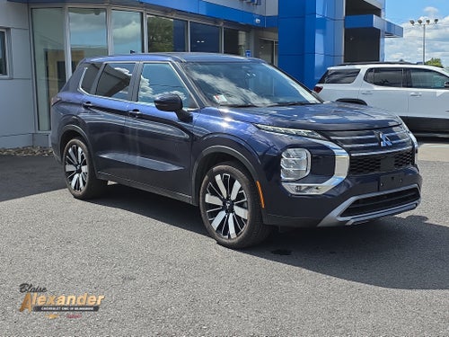 2025 Mitsubishi Outlander SE