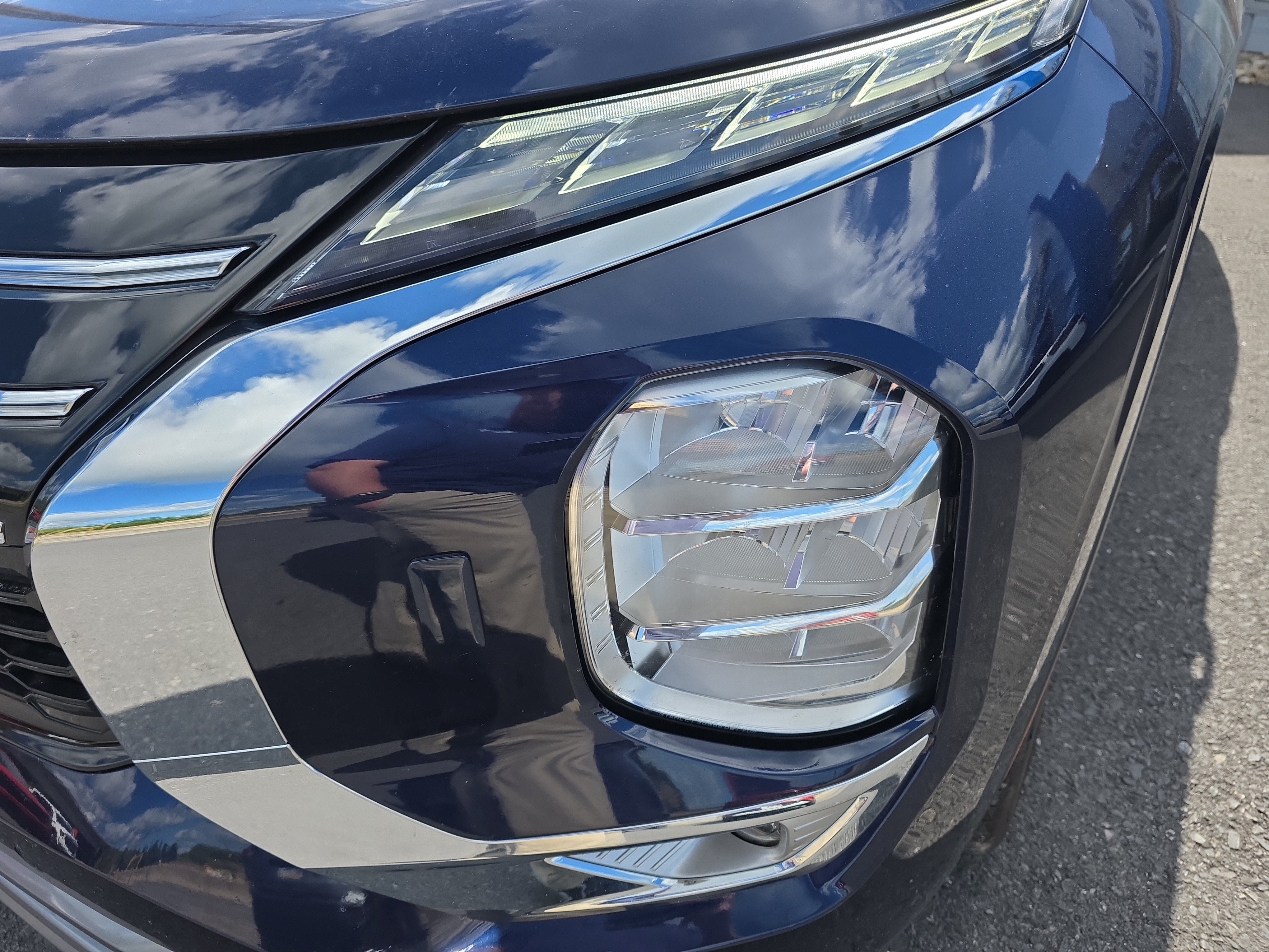 2025 Mitsubishi Outlander SE